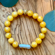 Load image into Gallery viewer, Biwa Pearl and Gemstone Bracelet