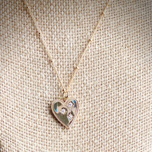 Load image into Gallery viewer, Sparkle Heart Necklace