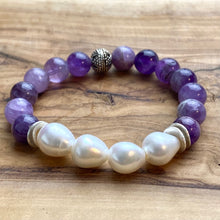 Load image into Gallery viewer, Freshwater Pearls and Chevron Amethyst Bracelet