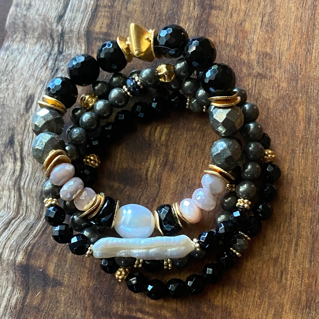 Onyx, Pearl & Moonstone Bracelet Set
