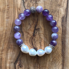 Load image into Gallery viewer, Freshwater Pearls and Chevron Amethyst Bracelet