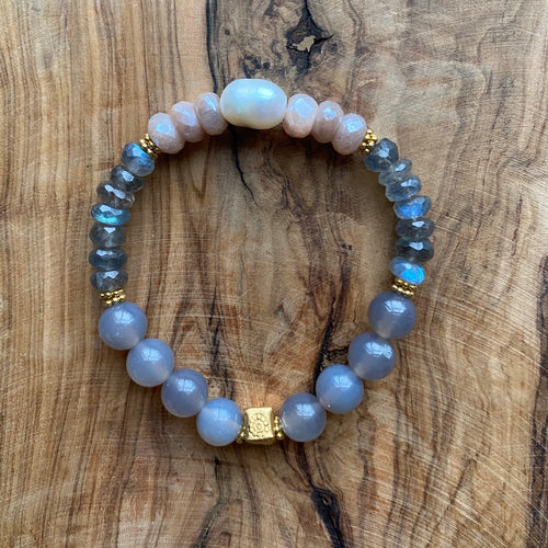 Peach Moonstone, Labradorite, and Pearl Spring Bracelet