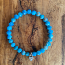 Load image into Gallery viewer, Apatite Petite Stone and Heart Charm Bracelet